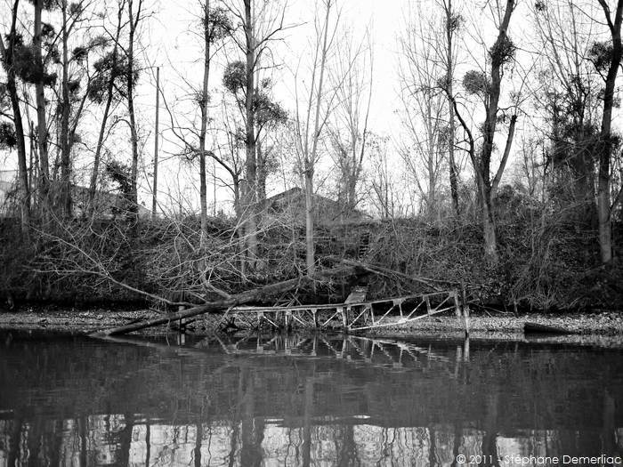 Structures